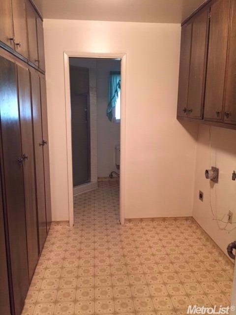 915 Van Ct, Ripon, CA 95366 photo 12