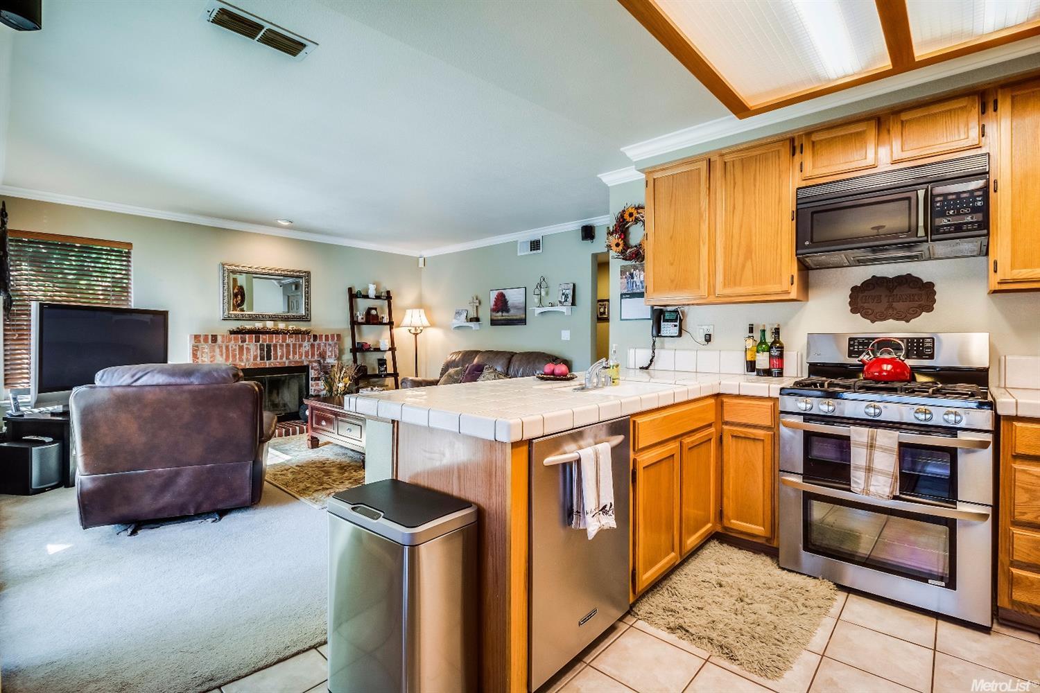 4628 Hideaway Ct, Antelope, CA 95843 photo 9