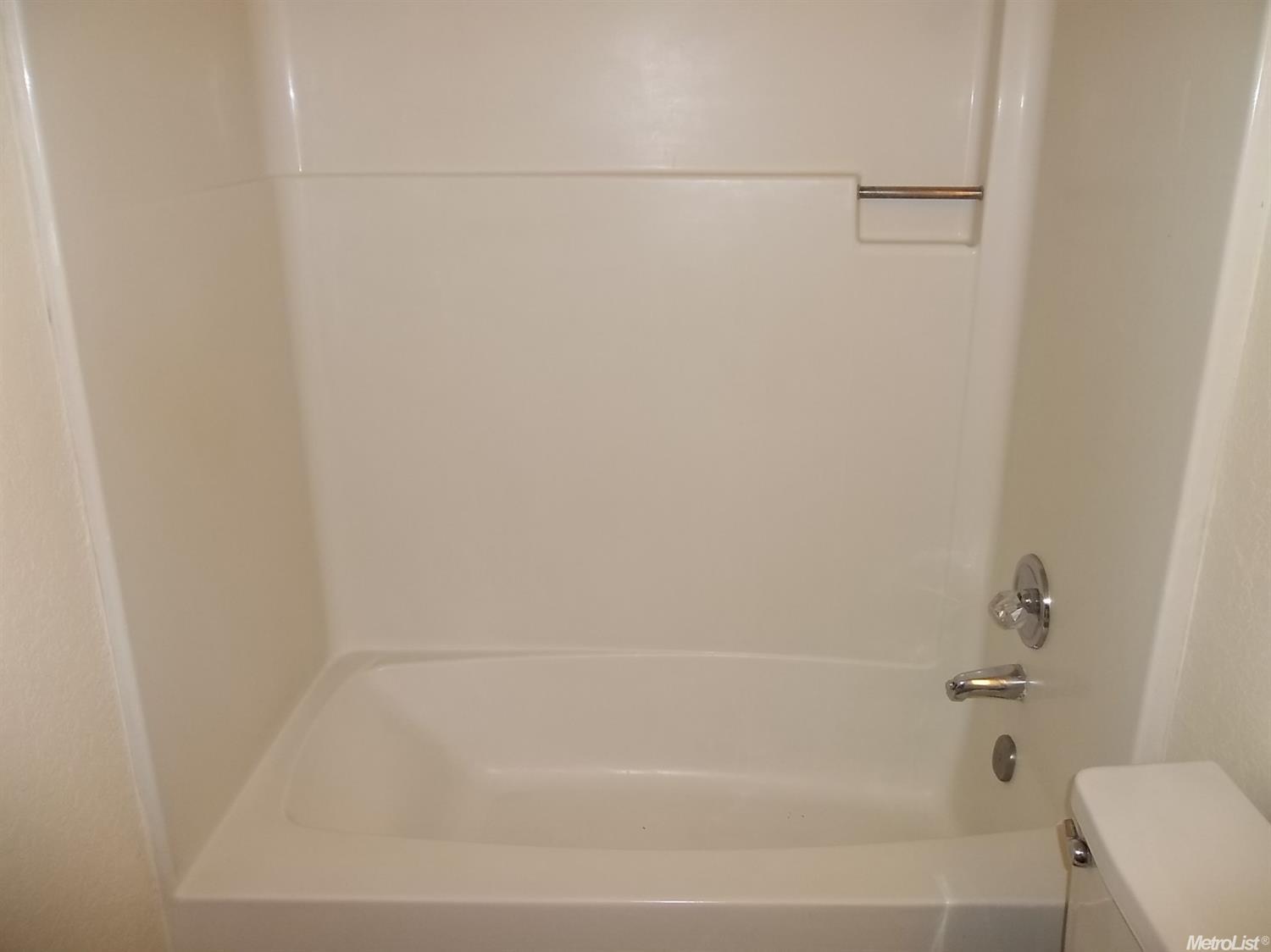 1501 Dustin Ct, Modesto, CA 95351 photo 18