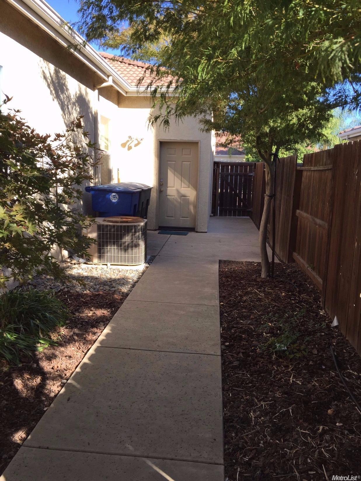 1630 Sparrowhawk St, Manteca, CA 95337 photo 19