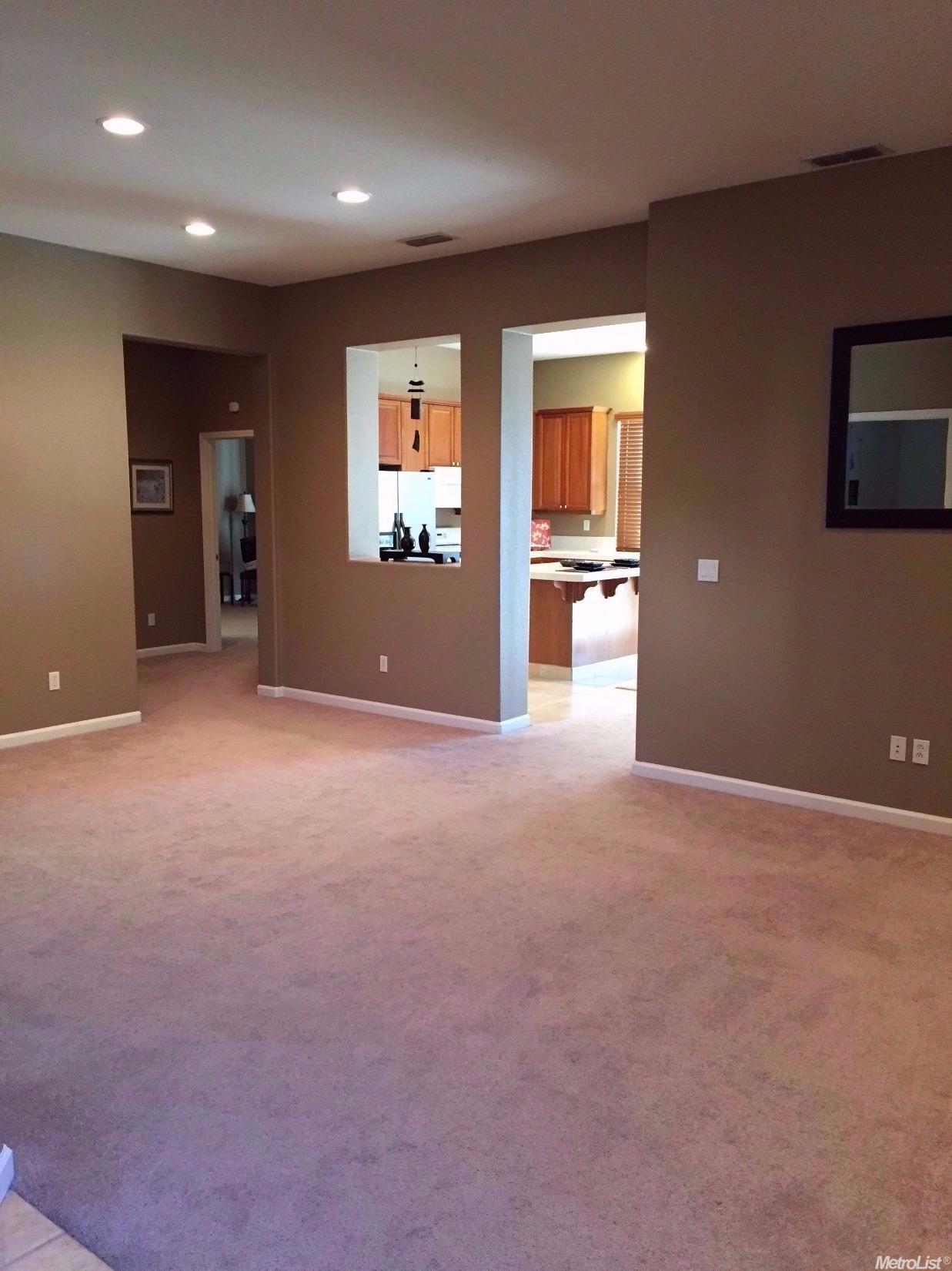 1630 Sparrowhawk St, Manteca, CA 95337 photo 5