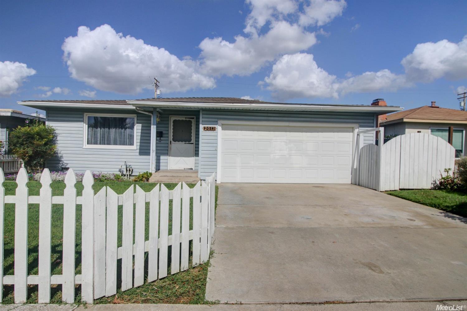 2013 Sequoia St, Ceres, CA 95307 photo 1