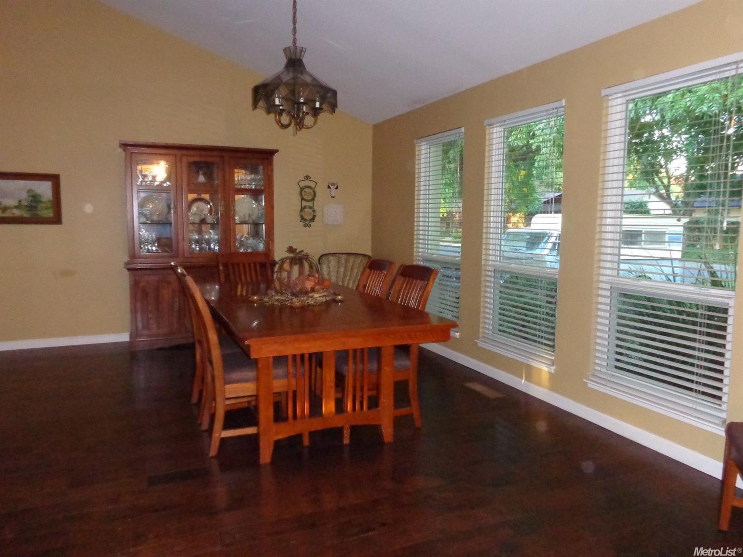 917 Providence, Modesto, CA 95355 photo 4