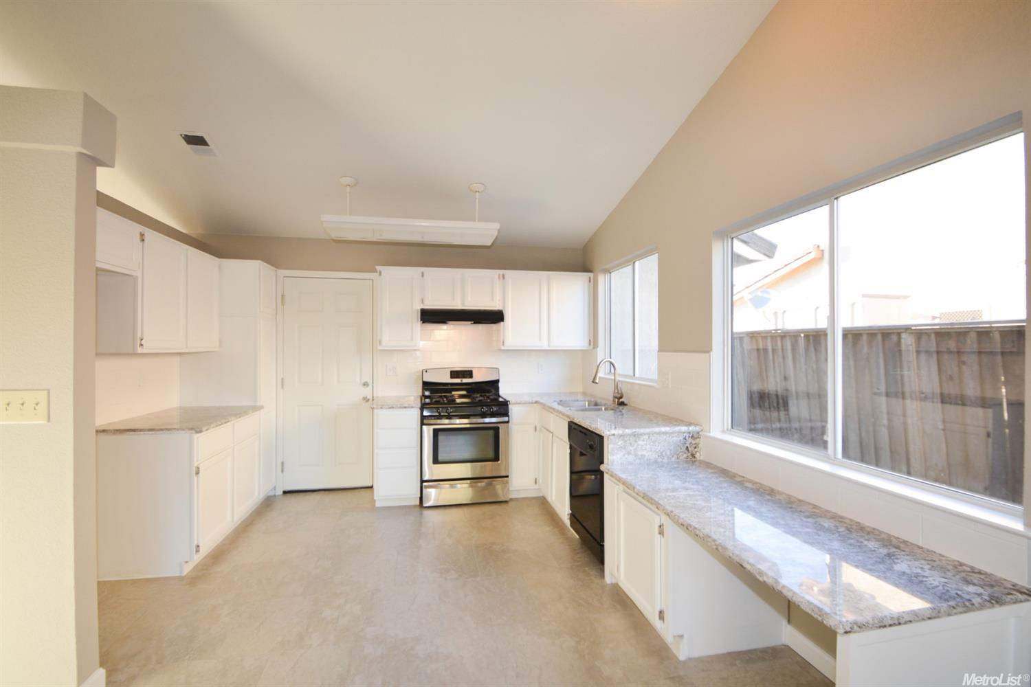 14468 Cedar Valley Dr, Lathrop, CA 95330 photo 10