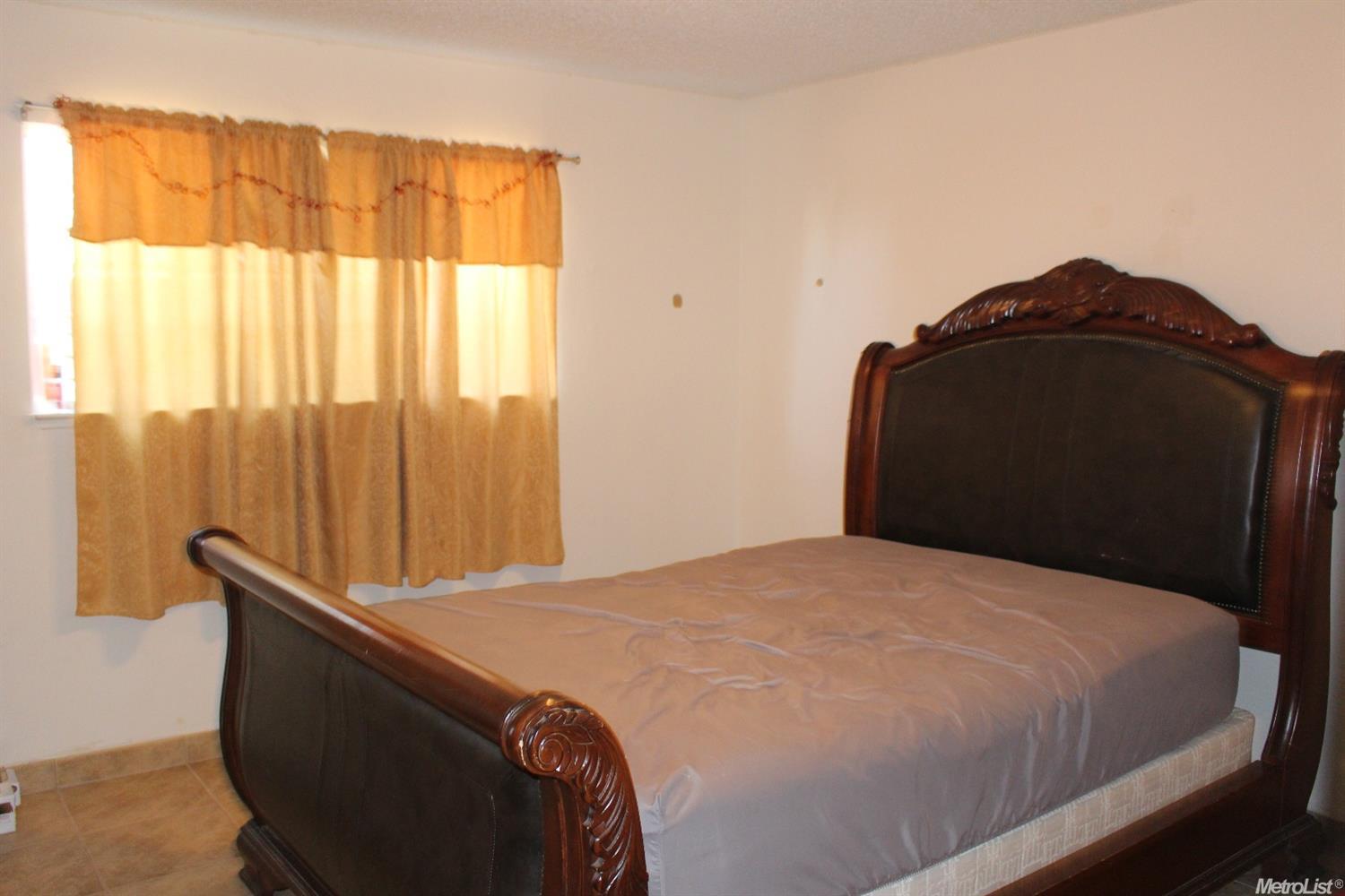 7573 Walnut Ave, Winton, CA 95388 photo 5