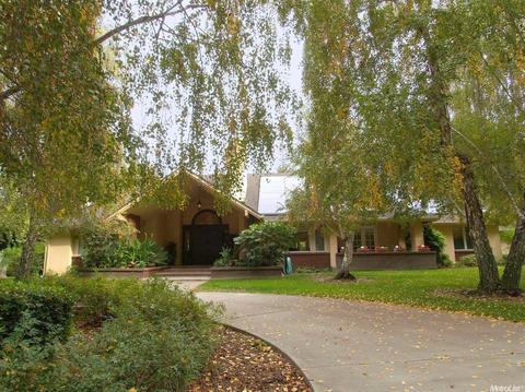 7216 Carver Rd, Modesto, CA 95356 photo 1