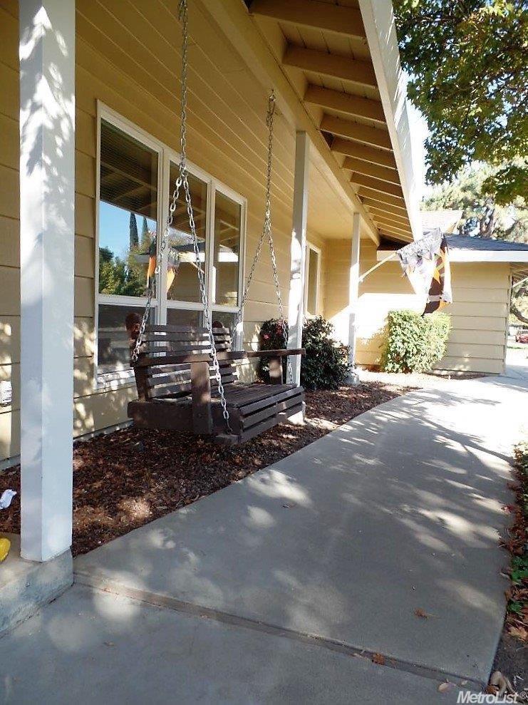 1809 Camden Dr, Modesto, CA 95355 photo 4