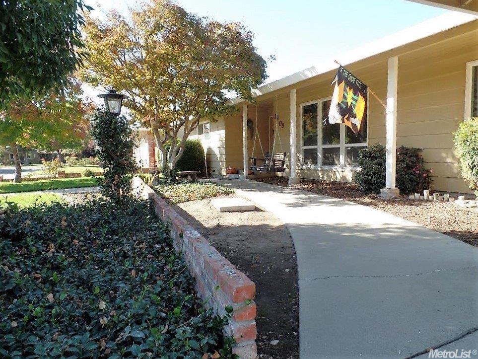 1809 Camden Dr, Modesto, CA 95355 photo 5