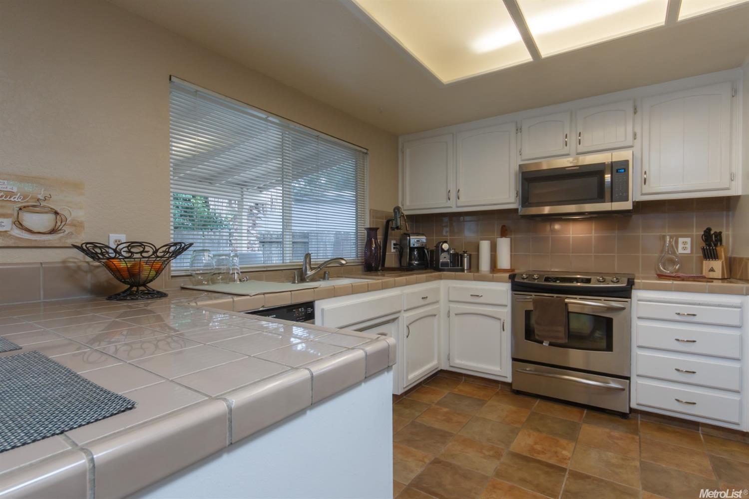 2636 Star Oak Ct, Modesto, CA 95355 photo 9