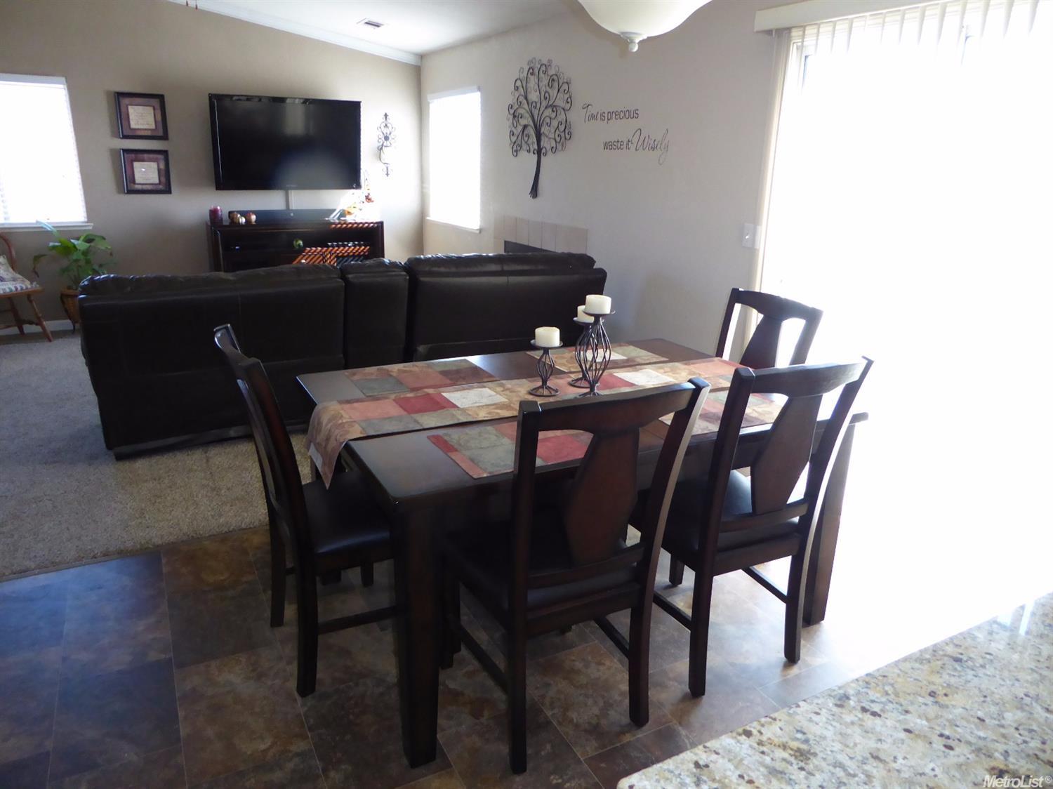 330 Oriole Ln, Lodi, CA 95240 photo 4