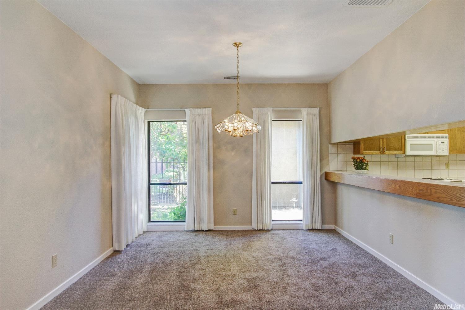 2581 Central Park Dr, Lodi, CA 95242 photo 9