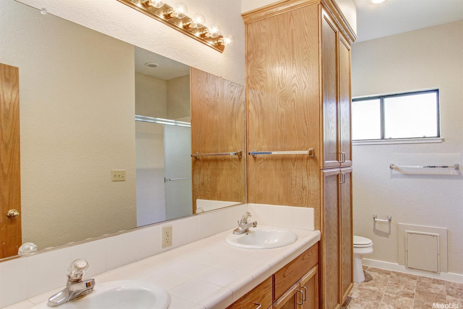 2581 Central Park Dr, Lodi, CA 95242 photo 19