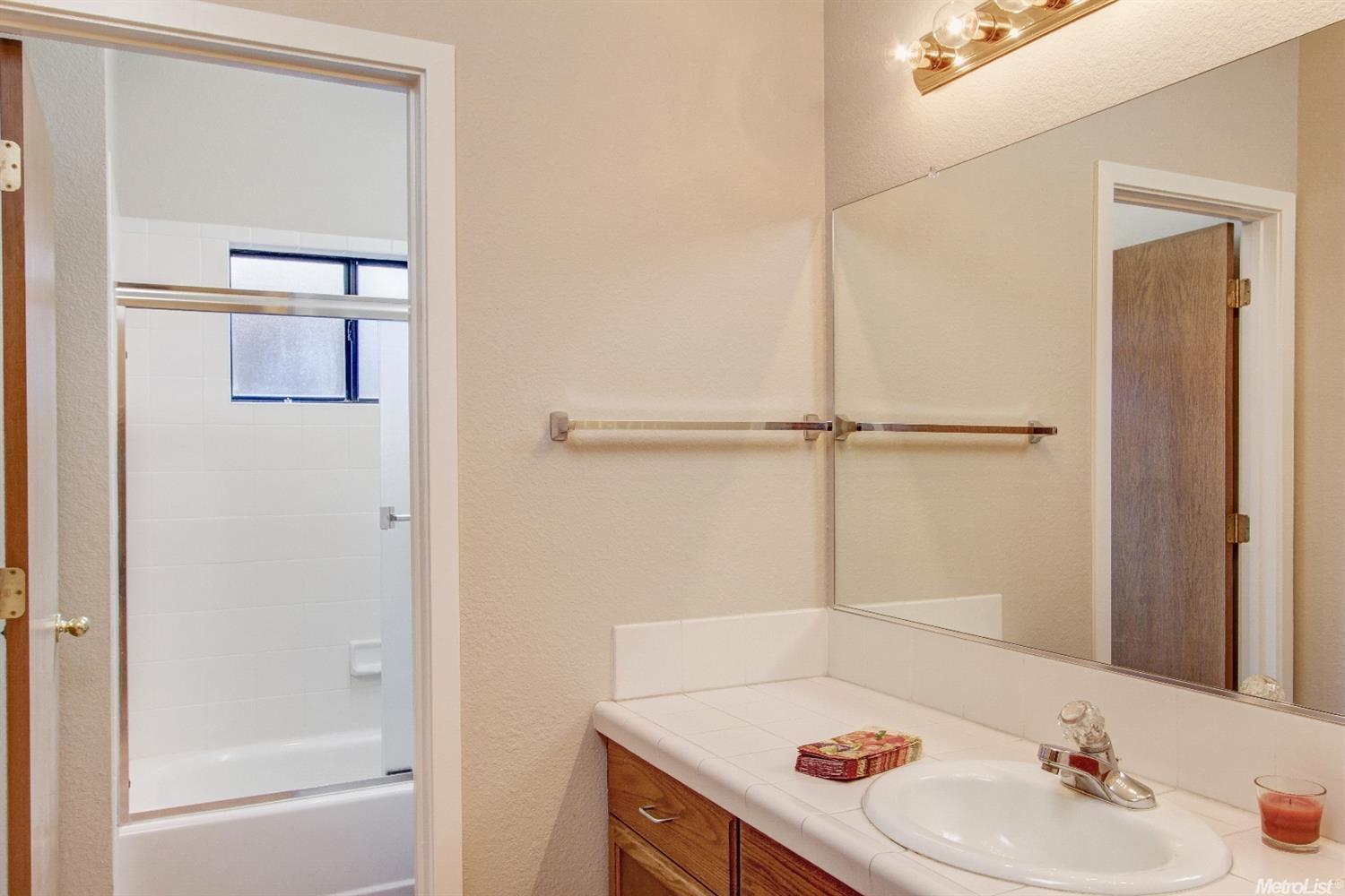 2581 Central Park Dr, Lodi, CA 95242 photo 16