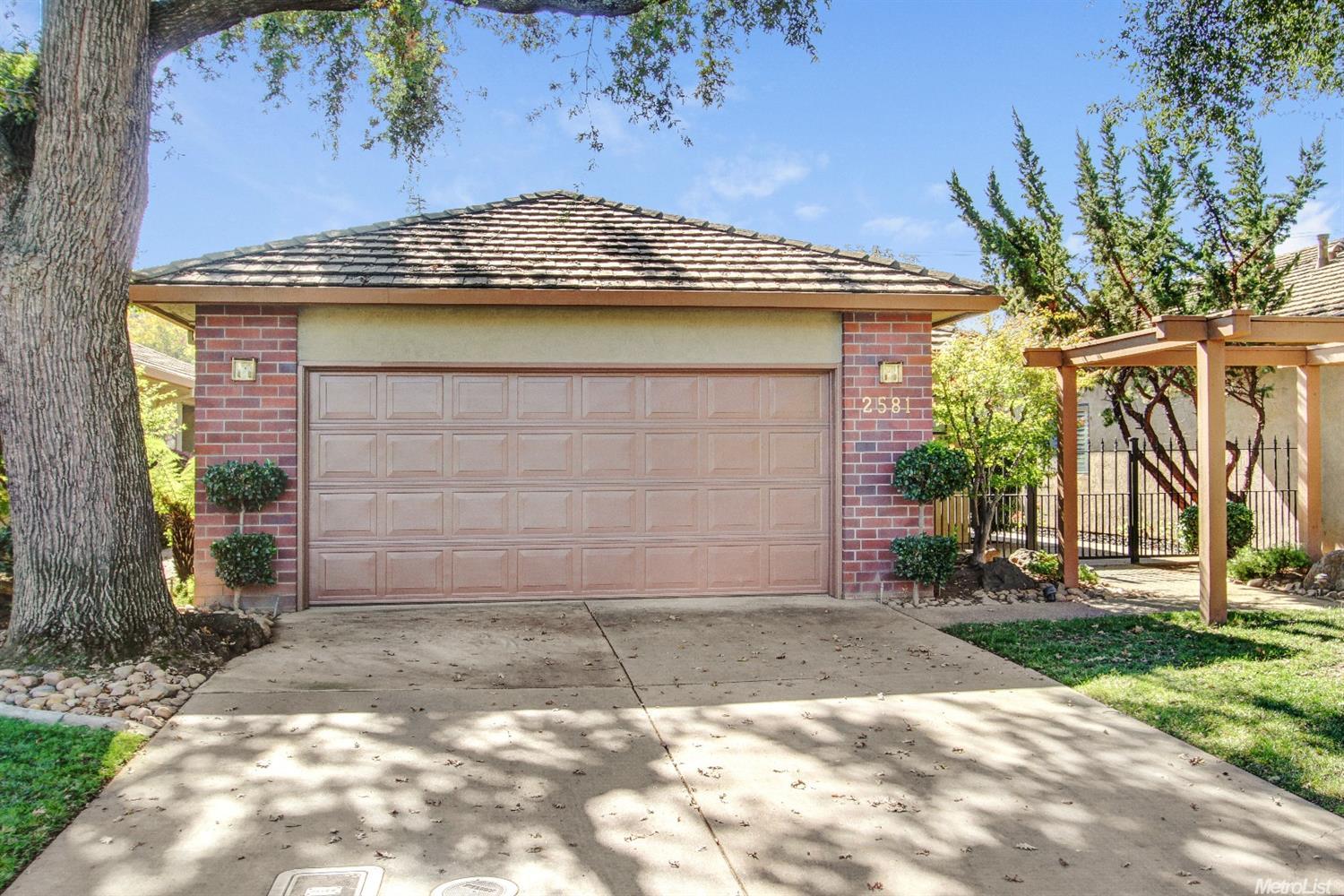 2581 Central Park Dr, Lodi, CA 95242 photo 3