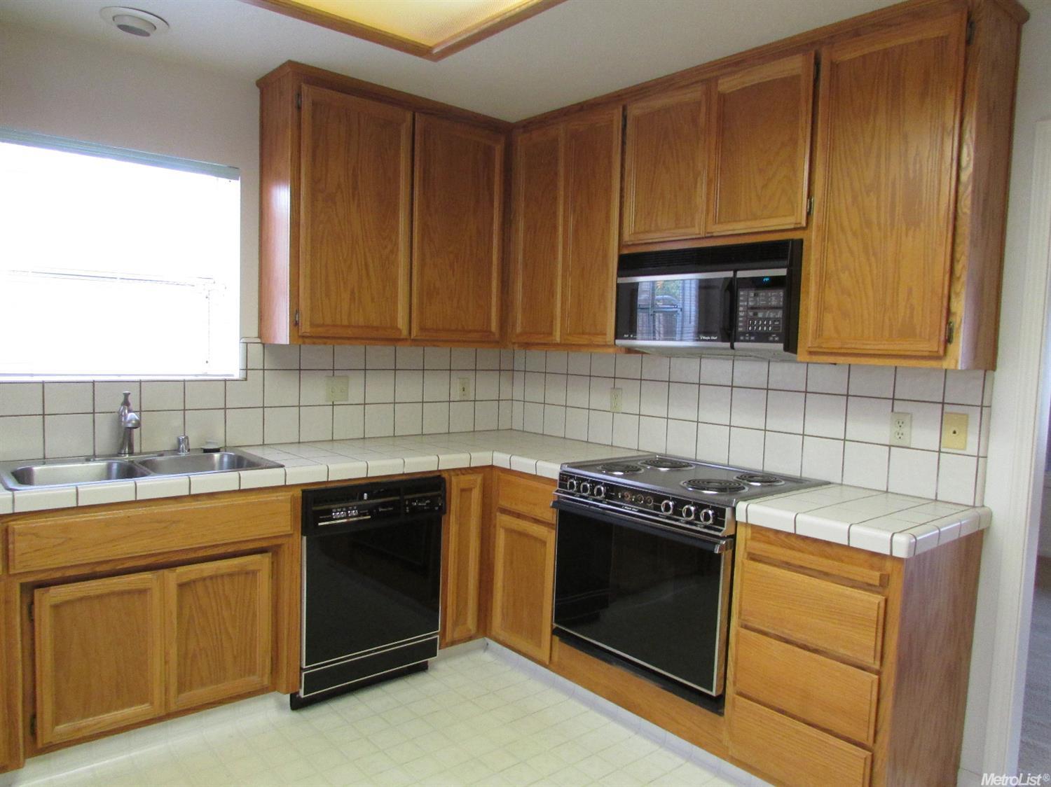 2880 Royce Dr, Rescue, CA 95672 photo 4