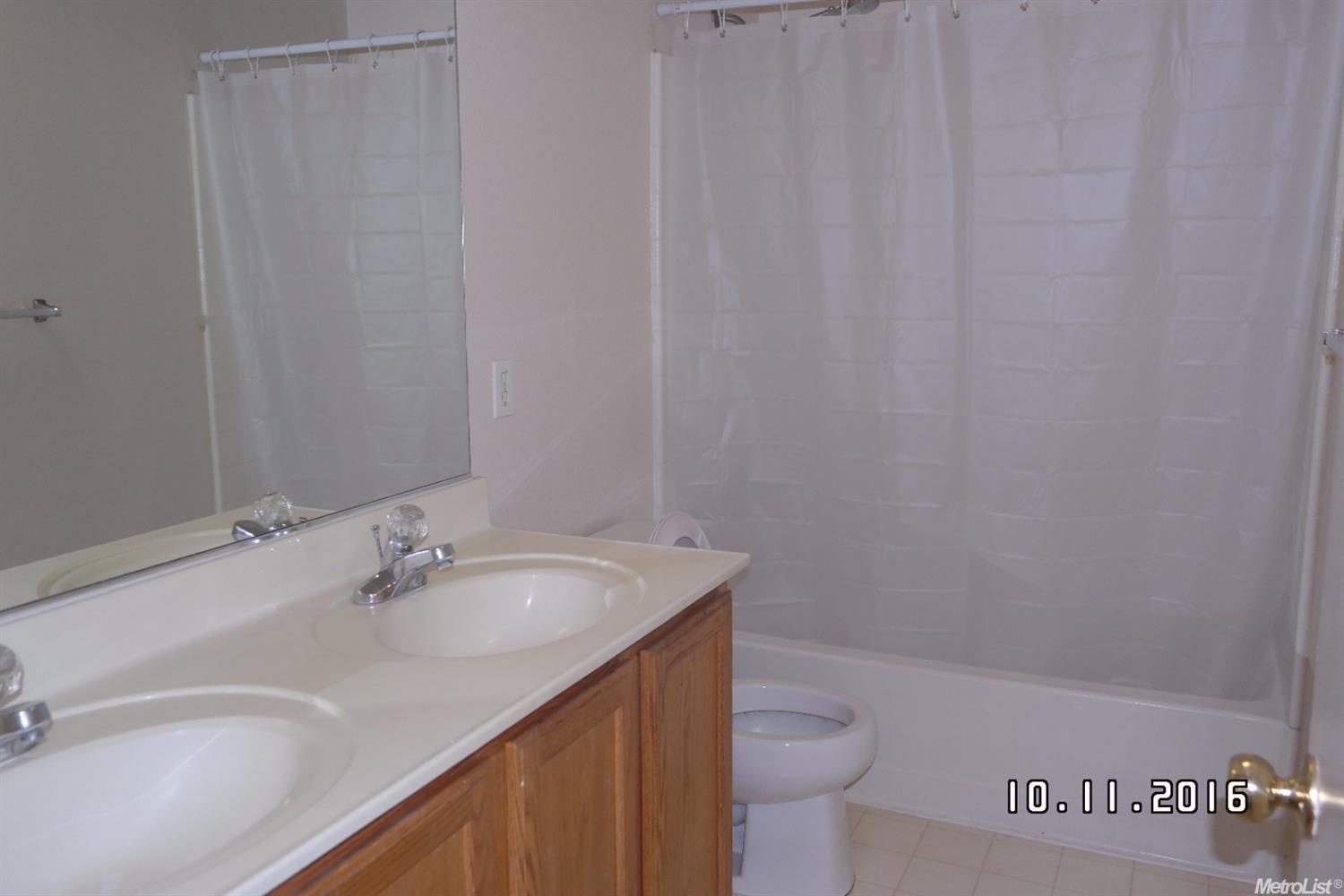 416 Sanderling Dr, Patterson, CA 95363 photo 8