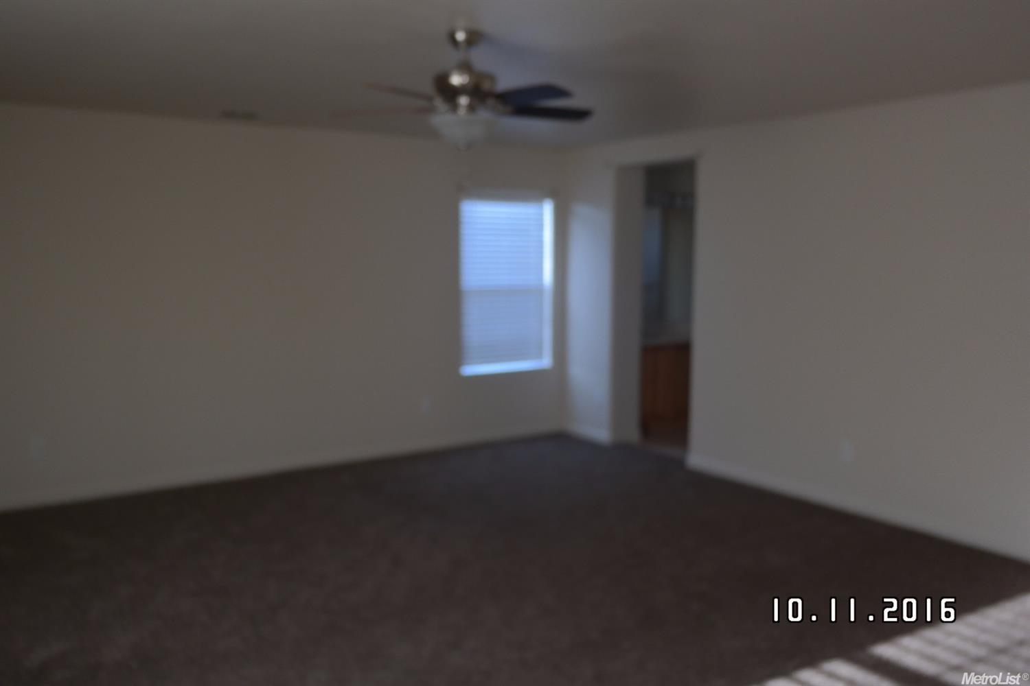 416 Sanderling Dr, Patterson, CA 95363 photo 6