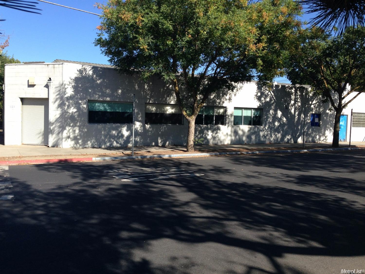 1122 Stoddard Ave, Modesto, CA 95350 photo 2