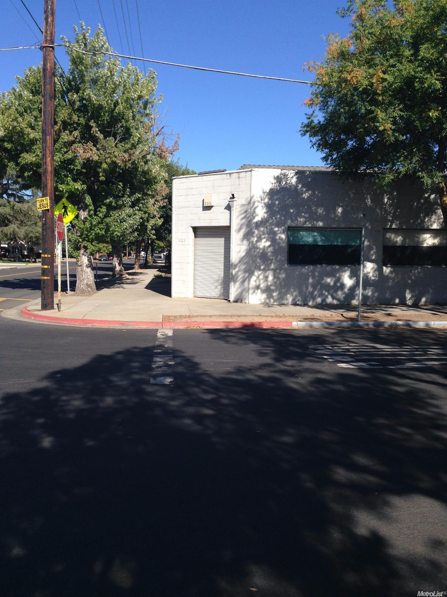 1122 Stoddard Ave, Modesto, CA 95350 photo 3