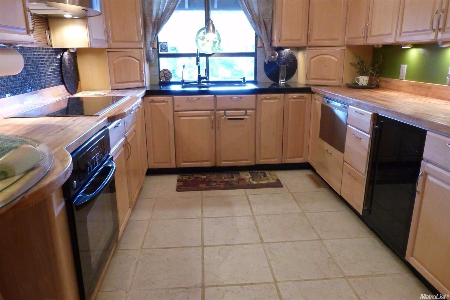 749 R St, Newman, CA 95360 photo 9
