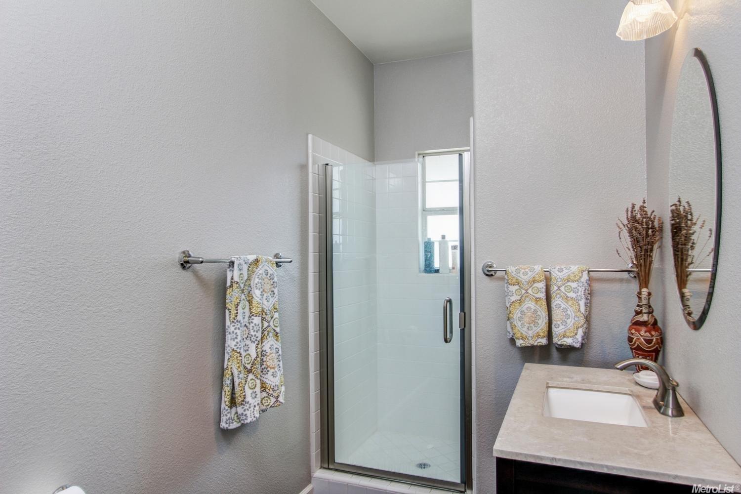 587 Helen Dr, Ripon, CA 95366 photo 16