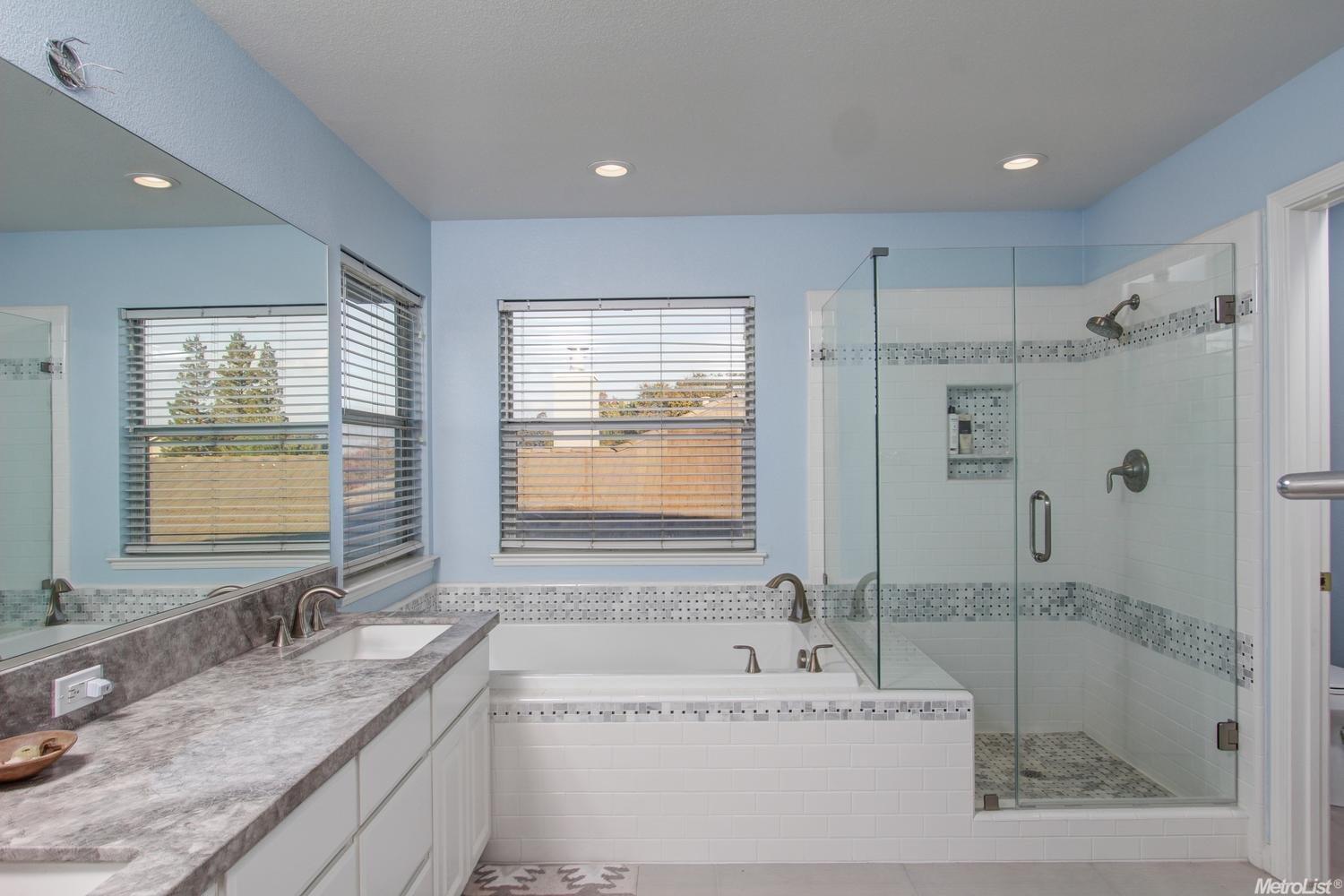 587 Helen Dr, Ripon, CA 95366 photo 21