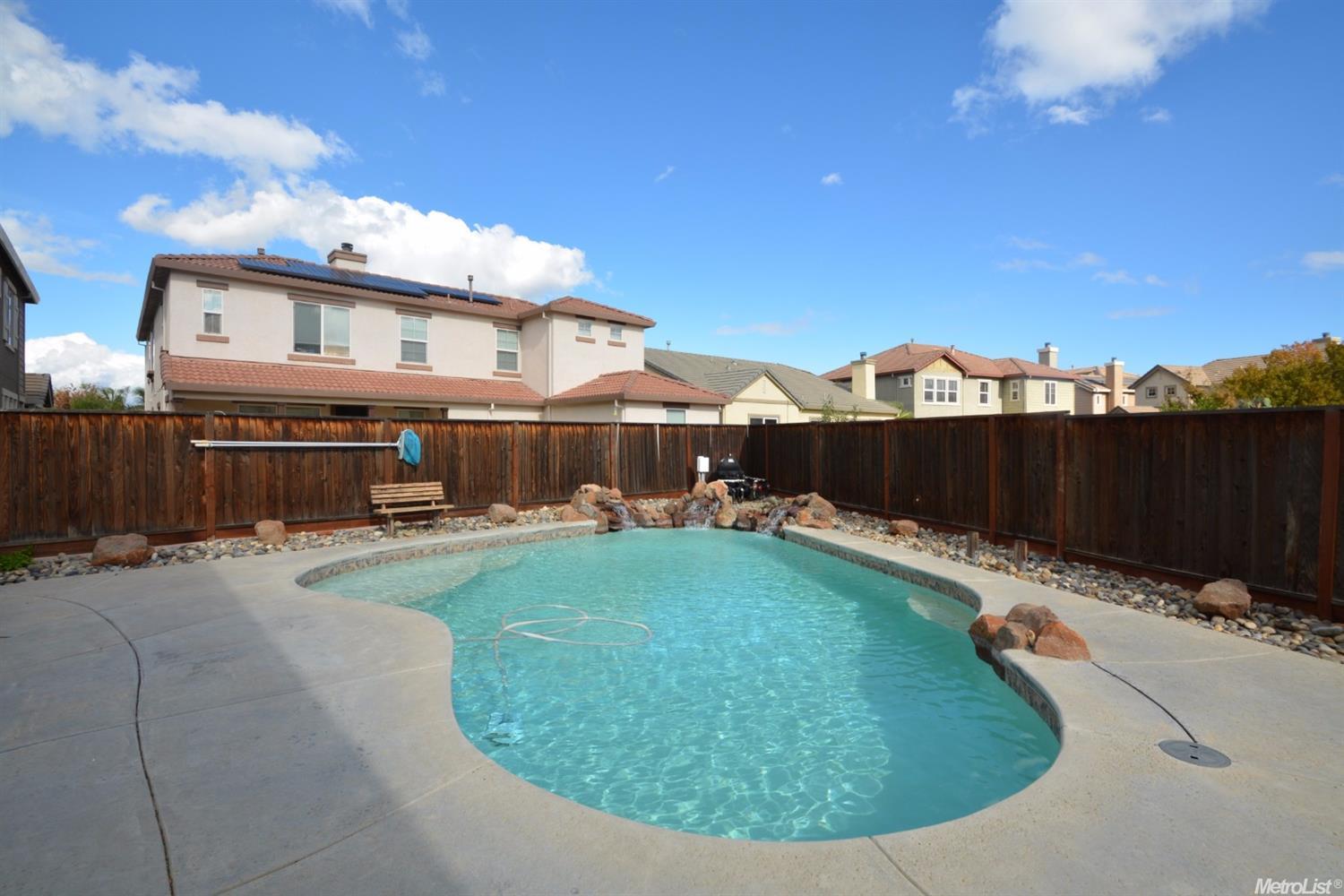 3027 Young Ct, Tracy, CA 95377 photo 3