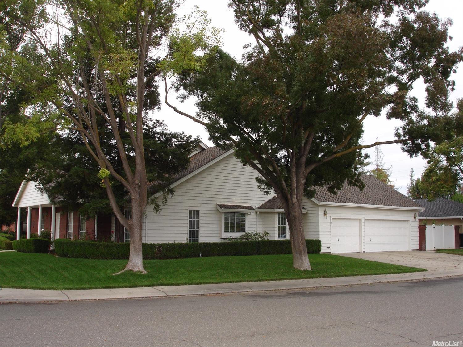 2501 Pinot Ln, Modesto, CA 95356 photo 2