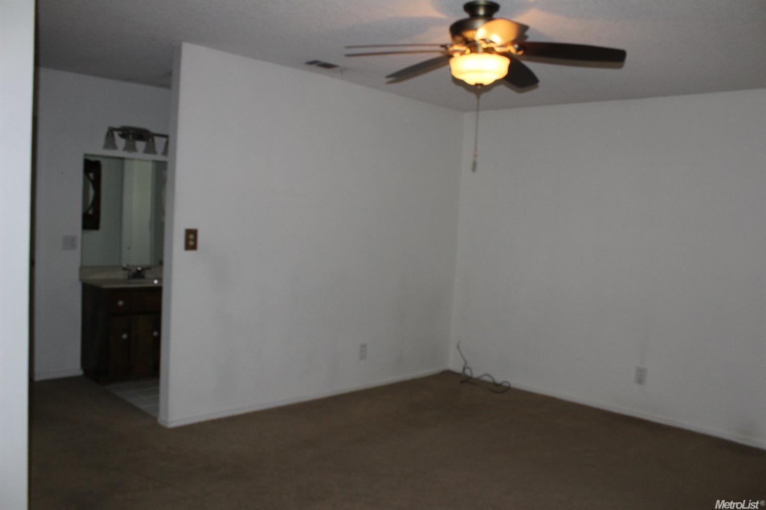 1152 Silvertrail Ln, Manteca, CA 95336 photo 21