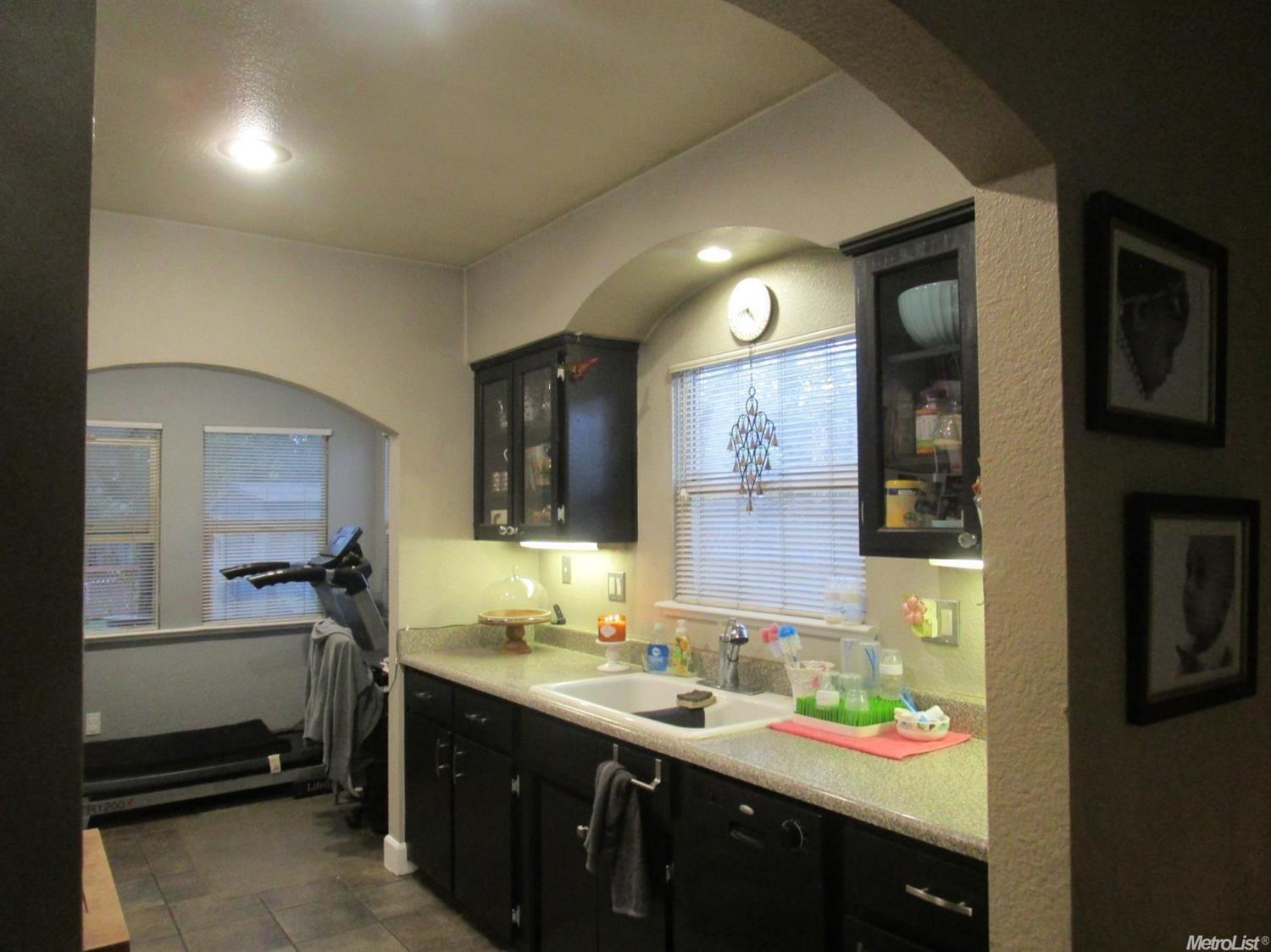 102 Lane St, Modesto, CA 95354 photo 9