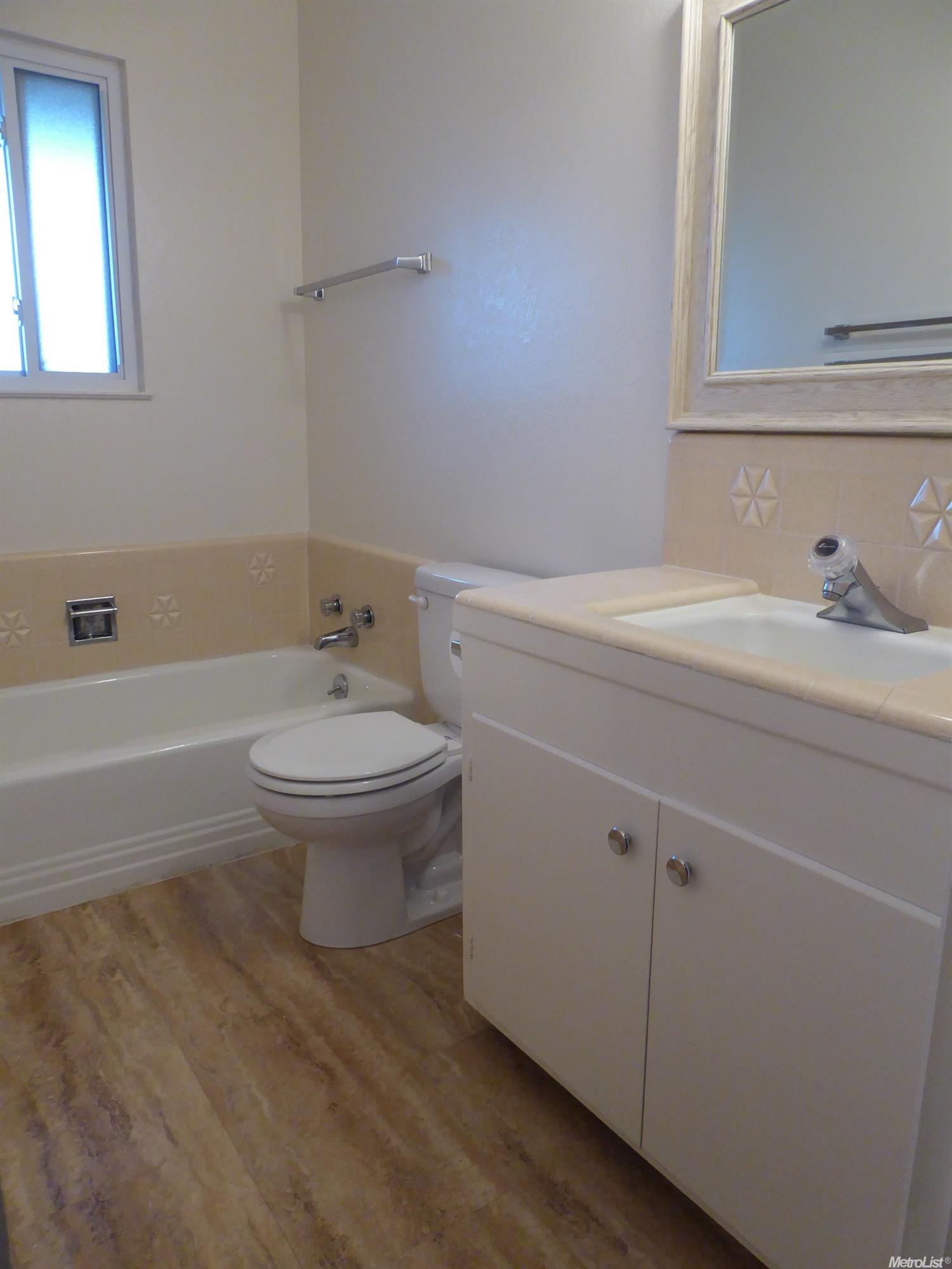 2034 Corbin Ln, Lodi, CA 95242 photo 8