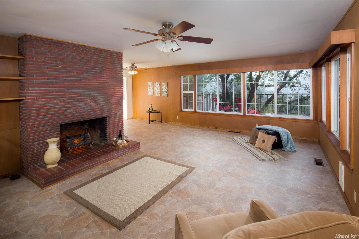 175 Donnington Ave, Auburn, CA 95603 photo 2