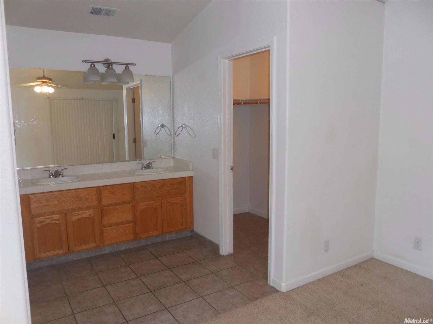 2591 Cameron Park Dr, Ceres, CA 95307 photo 14