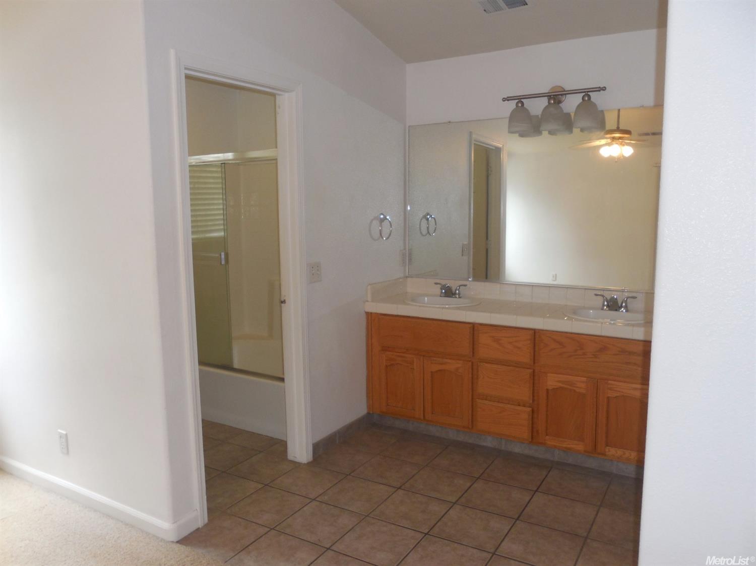 2591 Cameron Park Dr, Ceres, CA 95307 photo 15