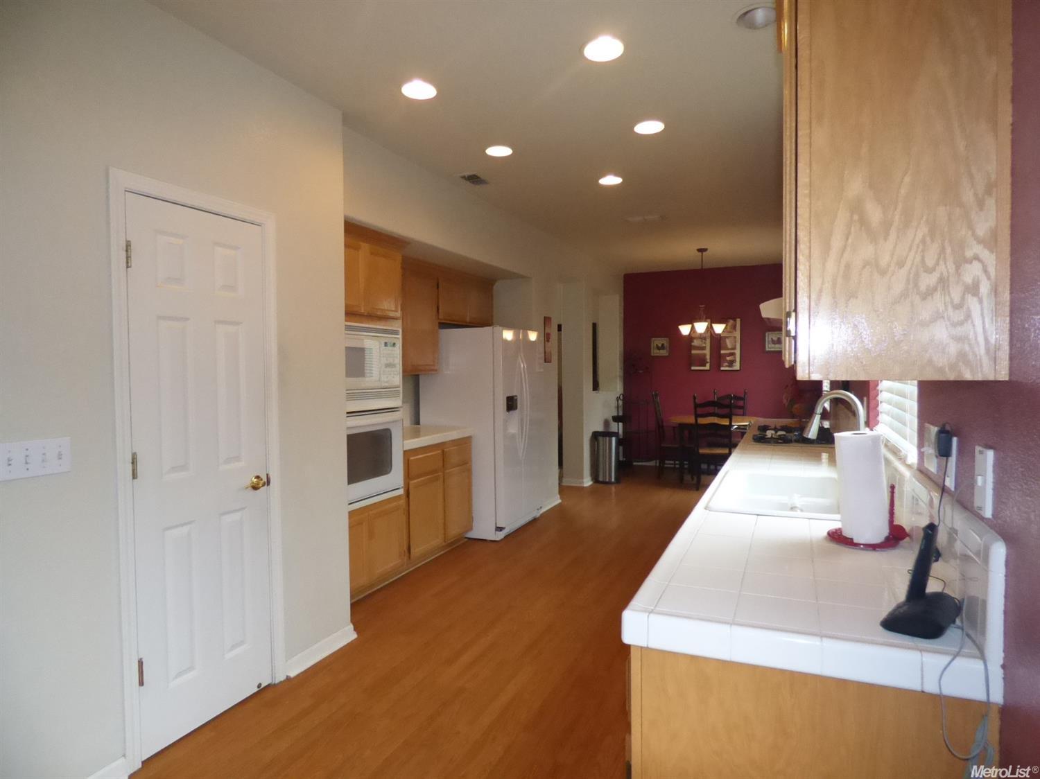 5525 Red Jasper Way, Antelope, CA 95843 photo 6