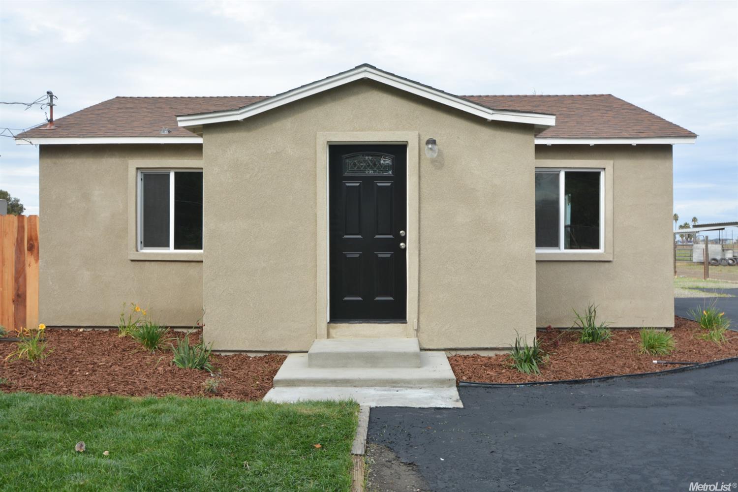 11895 W Clover Rd, Tracy, CA 95304 photo 2