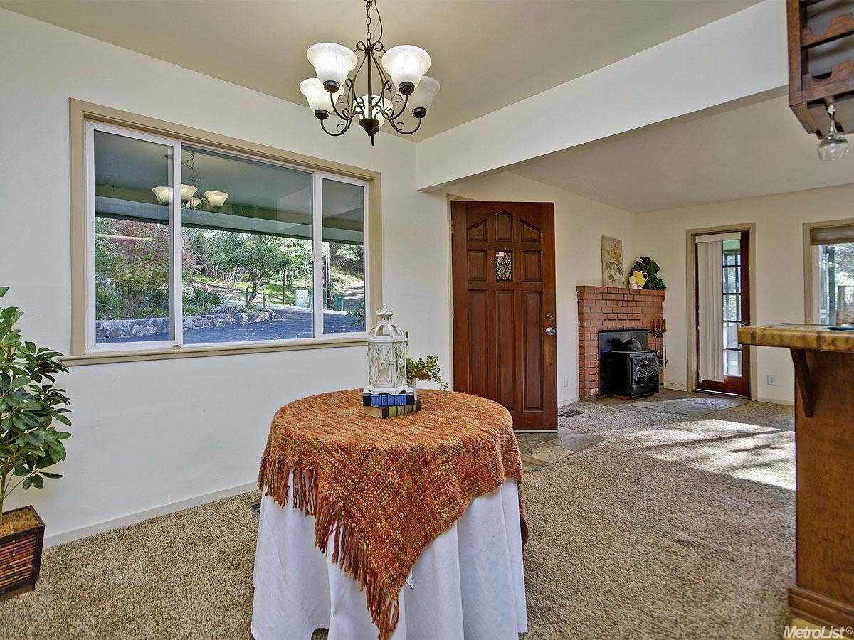 2550 Morrene Dr, Placerville, CA 95667 photo 2