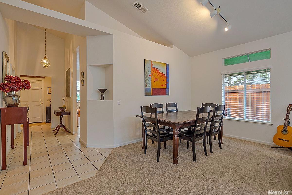 241 Pintail Pl, Davis, CA 95616 photo 2