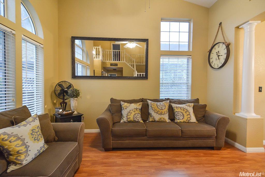 531 Renaissance Dr, Tracy, CA 95376 photo 4