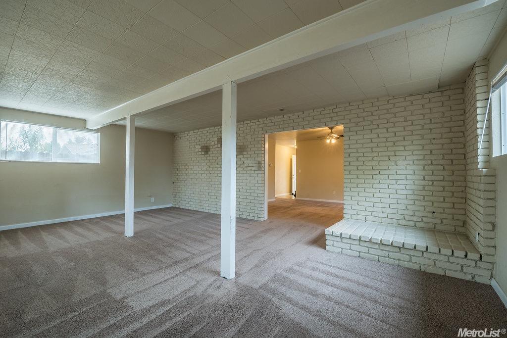 1405 Woodside Dr, Modesto, CA 95355 photo 11