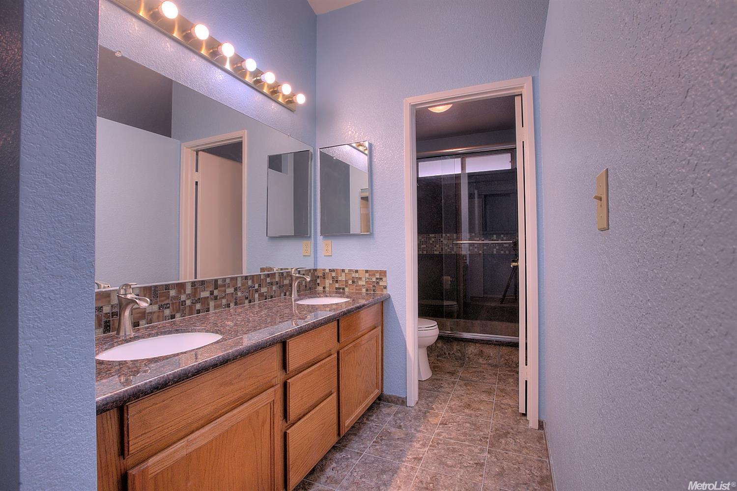 3913 Gagos Dr, Modesto, CA 95356 photo 16