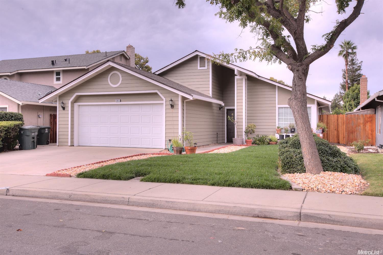 3913 Gagos Dr, Modesto, CA 95356 photo 2