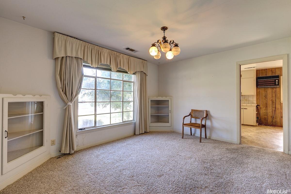 33701 S Bird Rd, Tracy, CA 95304 photo 2