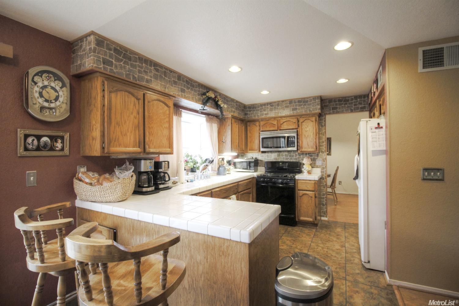 4108 Singing Tree Way, Antelope, CA 95843 photo 5