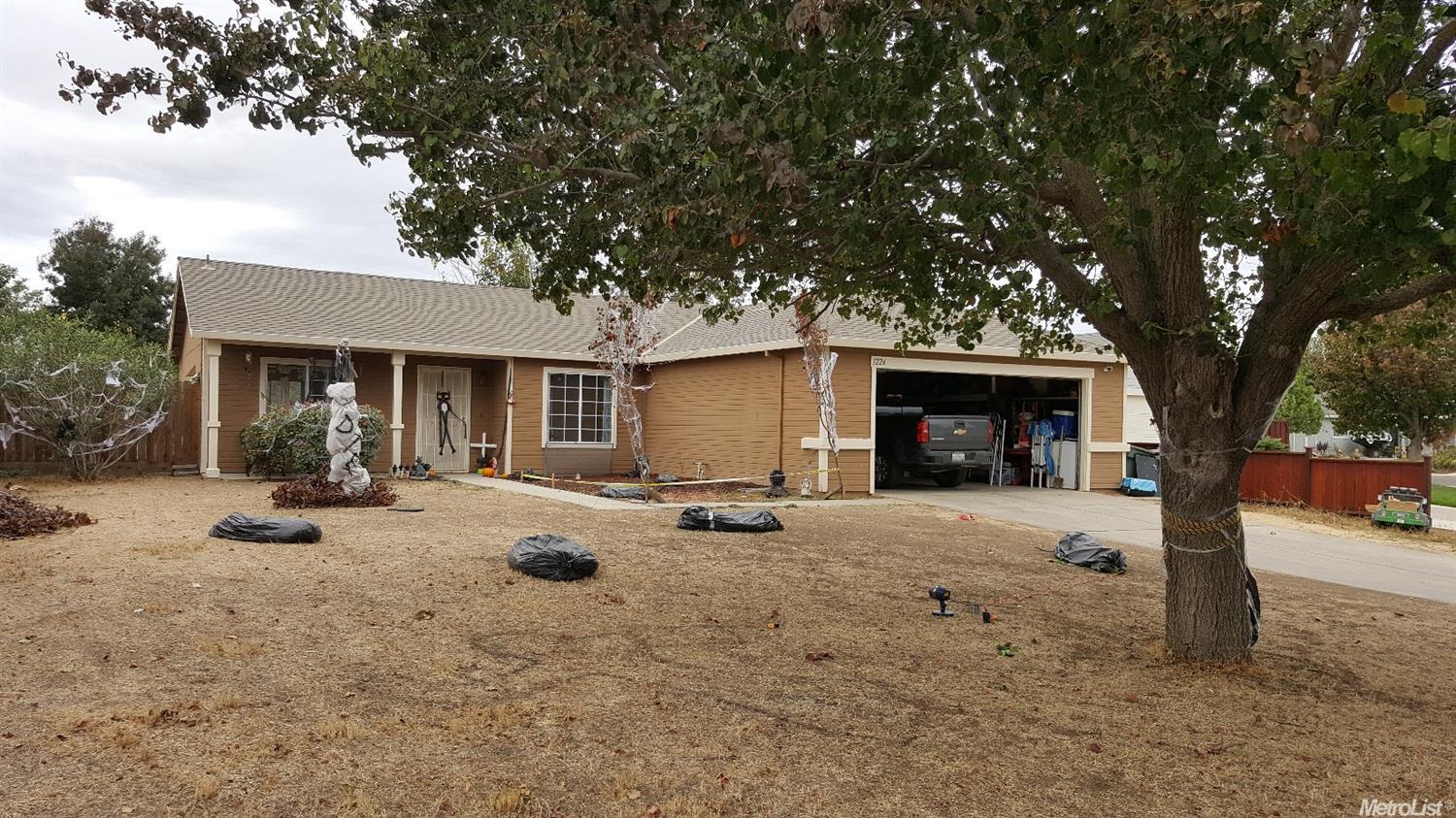 1226 Geranium Ln, Newman, CA 95360 photo 1