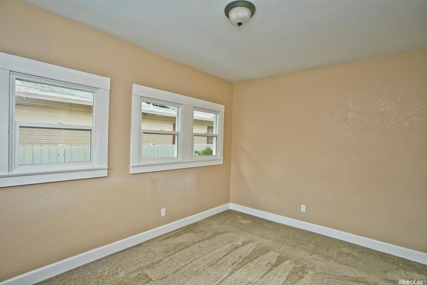 570 Tenth, Tracy, CA 95376 photo 17
