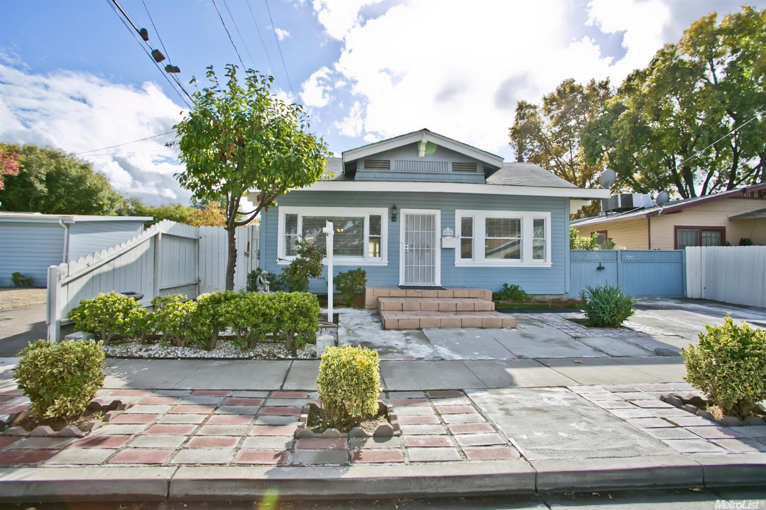 570 Tenth, Tracy, CA 95376 photo 1