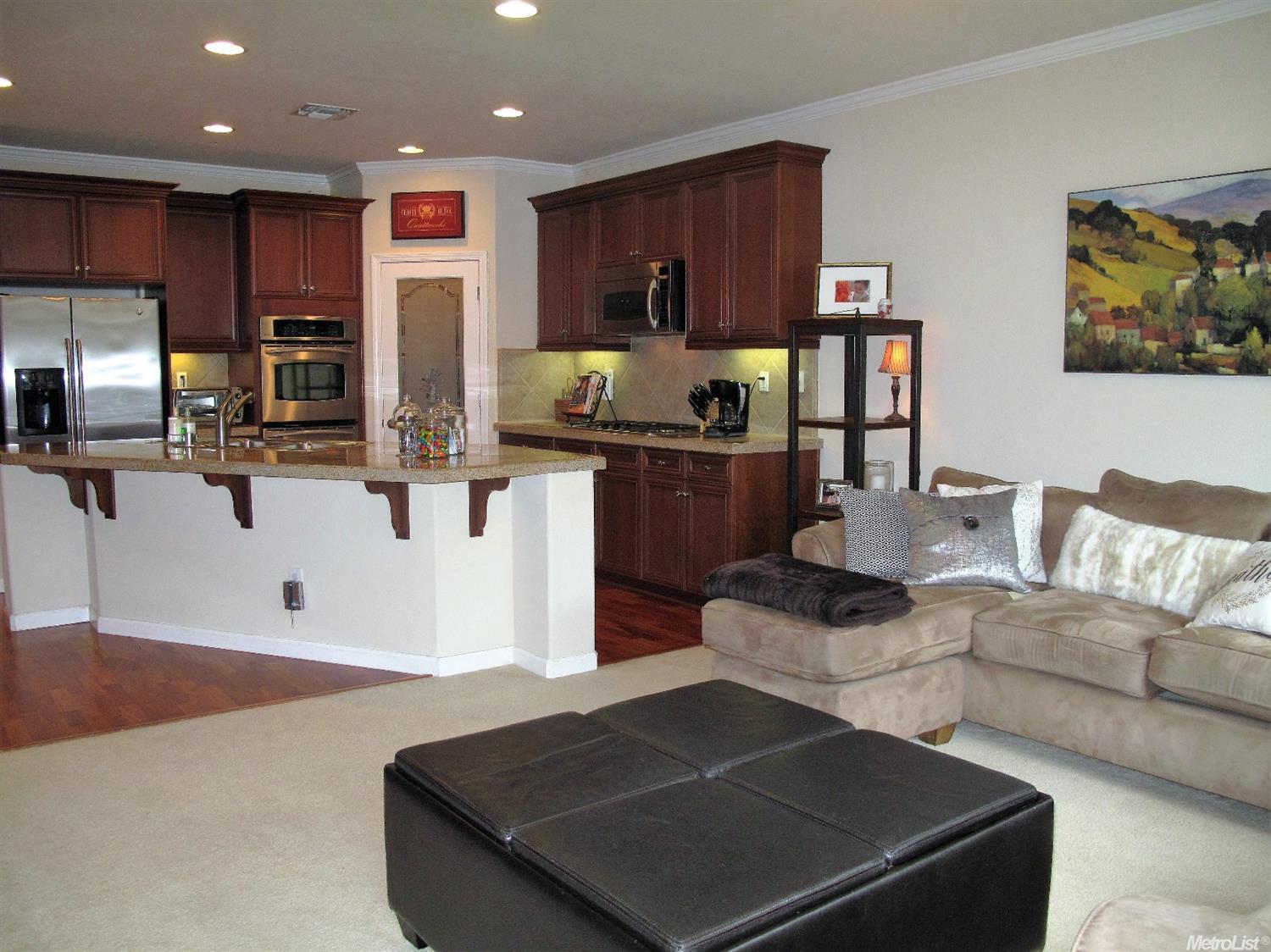 3741 Gresham Ln, Sacramento, CA 95835 photo 8