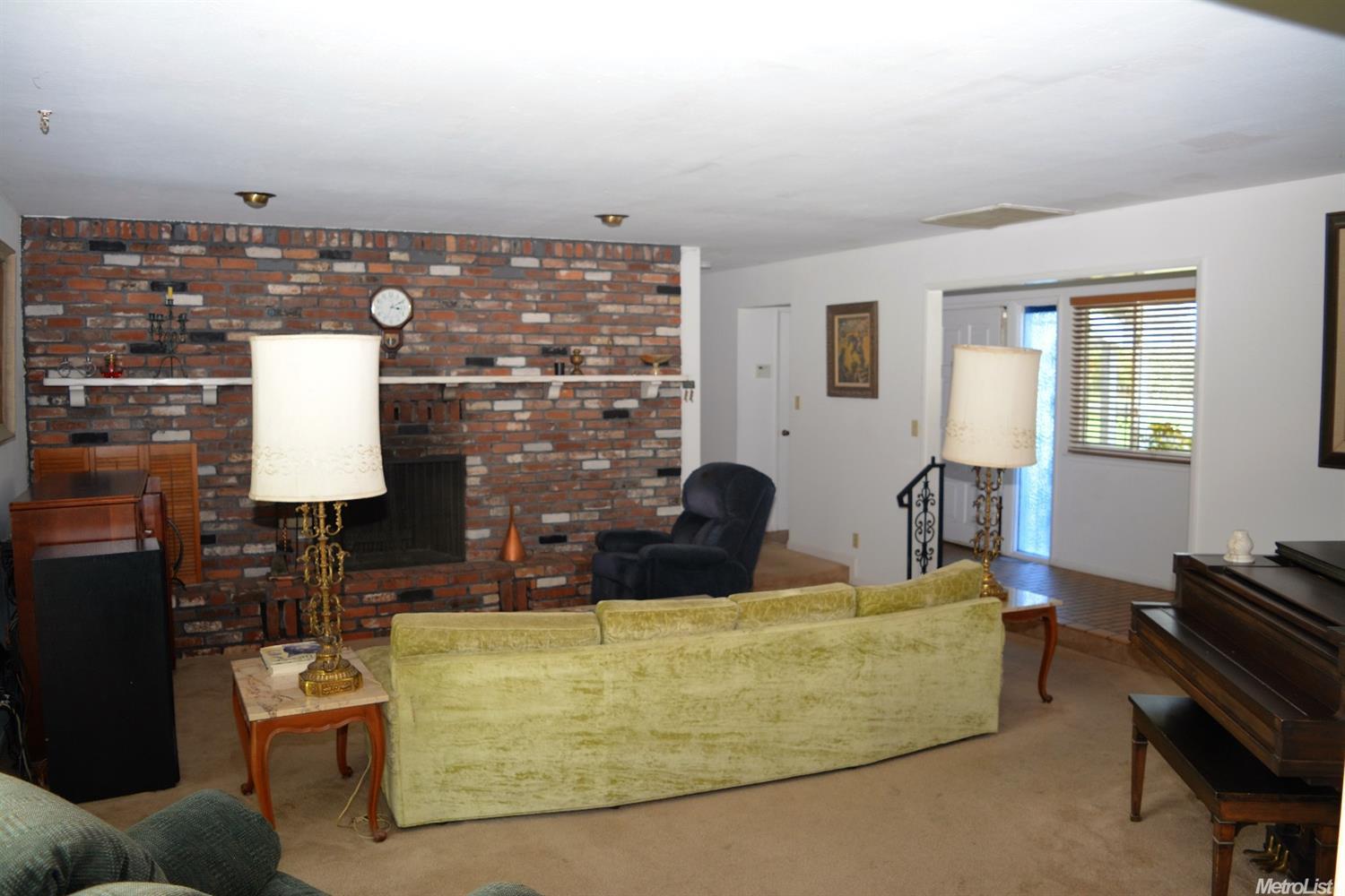 10020 E Comstock Rd, Stockton, CA 95215 photo 6
