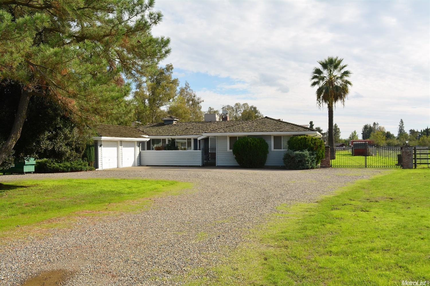 10020 E Comstock Rd, Stockton, CA 95215 photo 20
